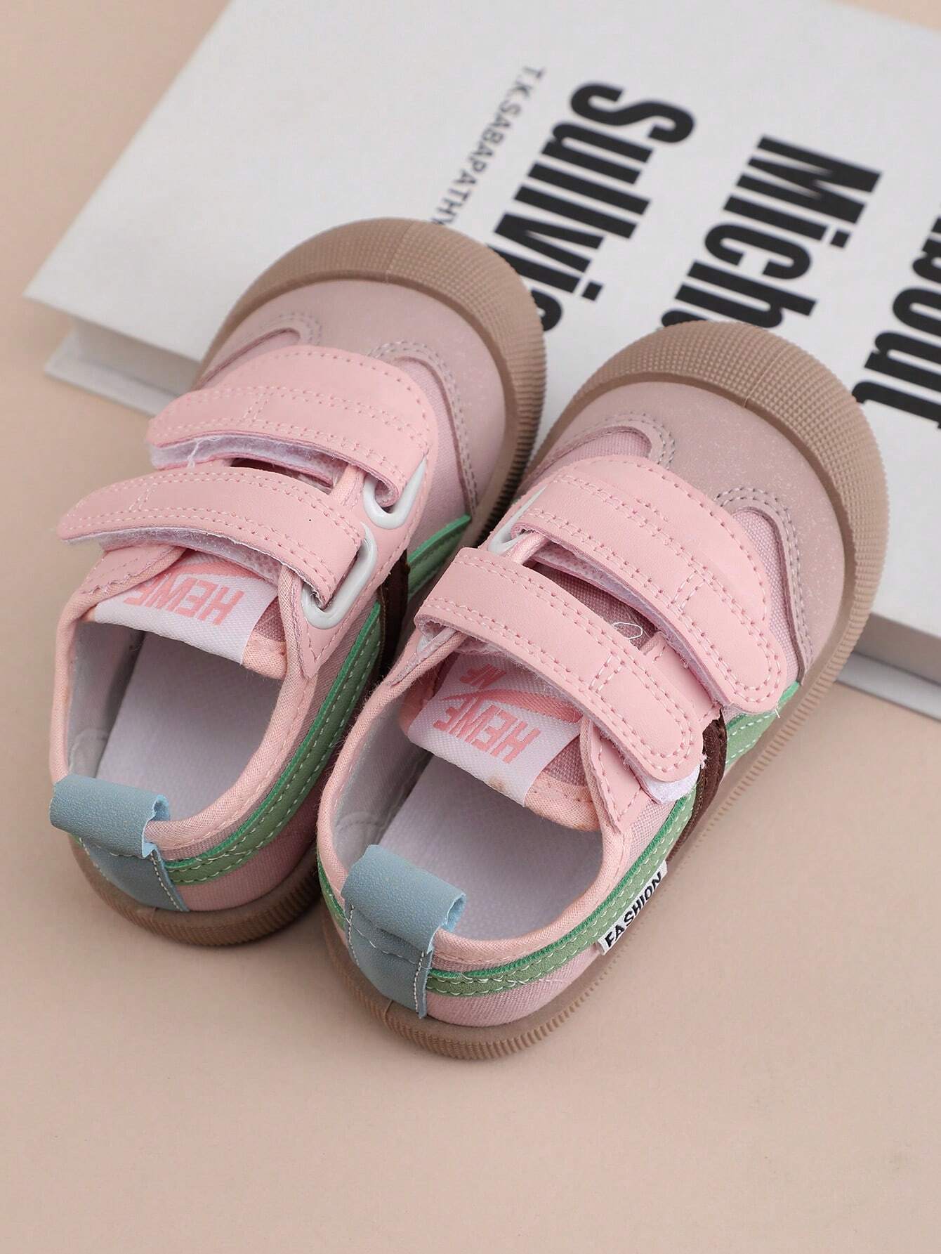 Palette - Flexible Kids Sneaker